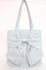 画像1: axes femme / タテ型ビッグリボン合皮トート  サックス Y-26-08-02-041-AX-BG-SZ-ZY (1)