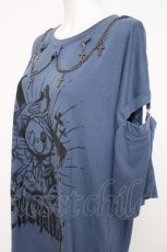 画像2: NOEMIE / 病みねこチェーンダメージユニセックスTシャツ M ブルー Y-26-08-02-107-LO-TO-SZ-ZY (2)