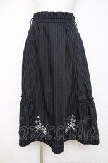 画像1: axes femme / 花刺繍入り切替フレアスカート  紺 Y-26-08-02-149-AX-SK-SZ-ZY (1)