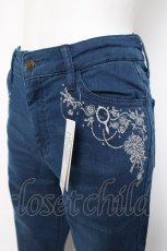 画像3: axes femme / 香水×バラ刺繍デニムパギンス L ウォッシュ Y-26-08-02-166-AX-PA-SZ-ZY (3)