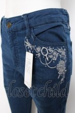 画像3: axes femme / 香水×バラ刺繍デニムパギンス L ウォッシュ Y-26-08-02-168-AX-PA-SZ-ZY (3)
