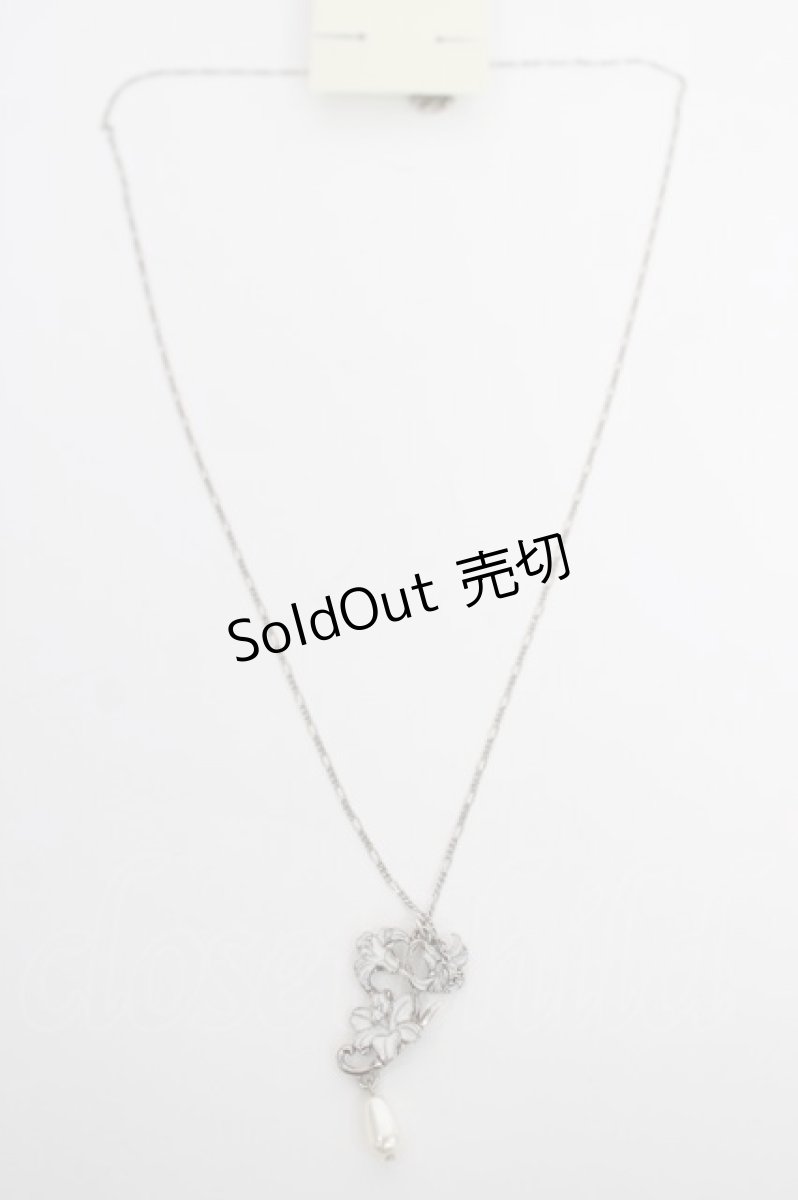 画像2: axes femme / ユリモチーフネックレス  シルバー Y-26-08-04-123-AX-AC-SZ-ZY (2)