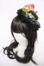 画像1: GOTHIC HOLIC / きのこと鳥コサージュミニハット  黒 Y-26-08-07-008-PU-AC-SZ-ZY (1)