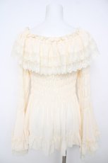 画像2: ATELIER PIERROT / Shirring princess sleeve blouse  生成り Y-26-08-07-086-EL-BL-SZ-ZY (2)