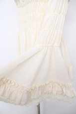 画像3: ATELIER PIERROT / Shirring princess sleeve blouse  生成り Y-26-08-07-086-EL-BL-SZ-ZY (3)