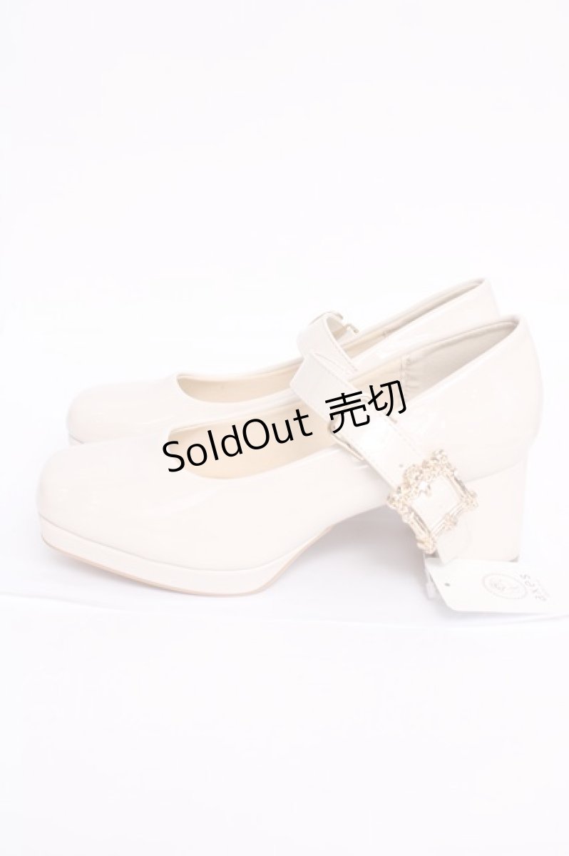 画像2: axes femme / アンティークバックルパンプス L 生成り Y-26-08-08-036-AX-SH-SZ-ZY (2)