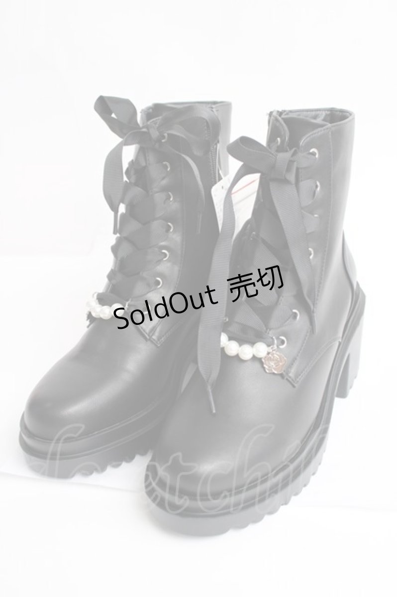 画像1: axes femme / パールチャーム付ミドルブーツ L 黒 Y-26-08-08-062-AX-SH-SZ-ZY (1)