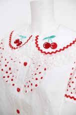 画像3: Angelic Pretty / Delicious Cherryブラウス F 赤 Y-26-08-09-038-AP-BL-SZ-ZY (3)
