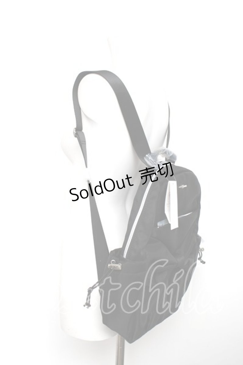 画像2: axes femme / リボン付撥水ナイロンリュック  黒 Y-26-08-12-026-AX-BG-SZ-ZY (2)