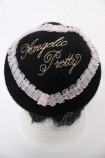 画像1: Angelic Pretty / 配色Frill Heartベレー  黒 Y-26-08-18-010-AP-AC-SZ-ZY (1)