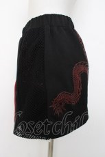 画像2: Qutie Frash / チャイナZIPスリットミニスカート  黒×赤 Y-26-08-18-108-QU-SK-SZ-ZY (2)