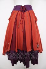 画像2: Ozz oneste / 椿刺繍プリーツ袴風スカート  オレンジｘ紫 Y-26-08-22-144-OO-SK-AS-ZY (2)