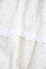 画像6: BABY,THE STARS SHINE BRIGHT / Innocent Ribbon Lace シャーリングジャンパースカート  アイボリー Y-26-08-24-081-BA-OP-AS-ZY (6)