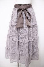 画像1: axes femme / フラワーレースティアードスカート F グレージュ Y-26-08-24-102-AX-SK-SZ-ZY (1)