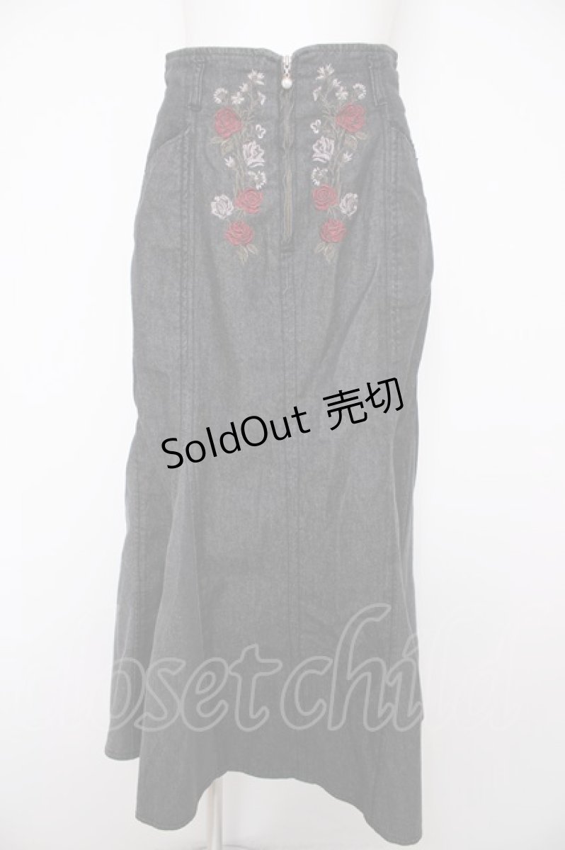画像1: axes femme / 刺繍入デニムマーメイドスカート F 黒 Y-26-08-24-107-AX-SK-SZ-ZS (1)