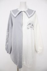 画像1: NOEMIE / バイカラートレーナー  グレー×白 Y-26-08-26-091-LO-TO-SZ-ZY (1)