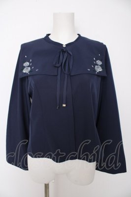 Preview of 薔薇刺繍付け襟セットブラウス F 紺