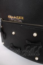 画像4: Maison de FLEUR / 新宿限定パールリボンリュック F ブラック Y-26-09-05-048-LO-BG-SZ-ZY (4)