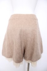 画像2: Cherir la femme / 裾レースショートパンツ  ベージュ Y-26-09-05-190-LO-PA-SZ-ZY (2)