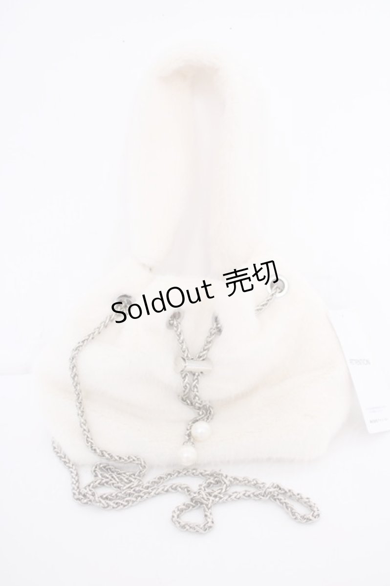 画像1: axes femme / チェーン使いファーバッグ  白 Y-26-09-05-024-AX-BG-SZ-ZY (1)