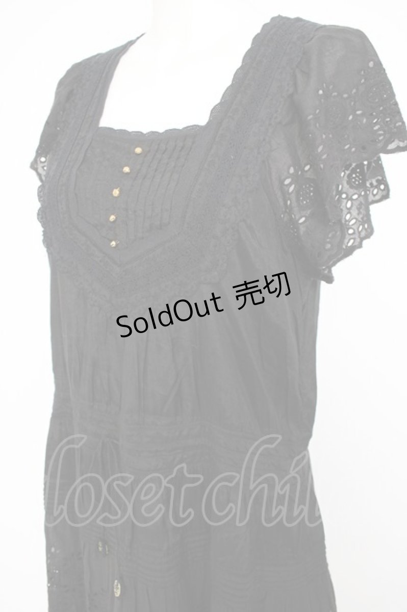 画像3: Cherir la femme / ひまわり刺繍ワンピース M 黒 Y-26-09-07-056-LO-OP-SZ-ZY (3)