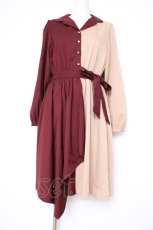 画像1: axes femme POETIQUE / バイカラーアシメワンピース  ワイン×ベージュ Y-26-09-08-072-AX-OP-SZ-ZY (1)