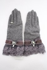 画像1: axes femme / カメオ付リボンフリル手袋  グレー Y-26-09-08-006-AX-BL-SZ-ZY (1)