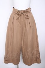 画像1: axes femme / 裾刺繍タック入りワイドパンツ M ベージュ Y-26-09-09-106-AX-PA-SZ-ZY (1)