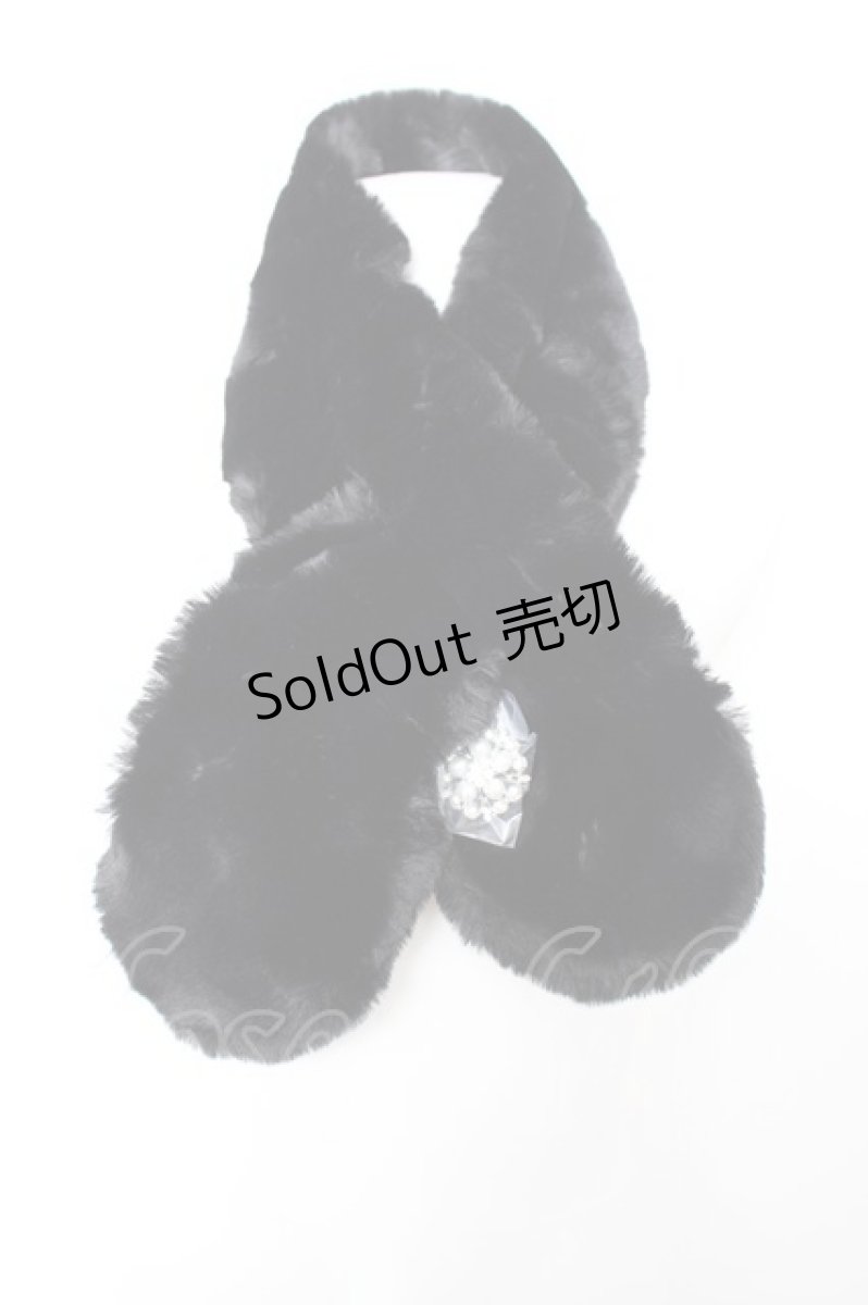 画像1: axes femme / ブローチ付きファーティペット  黒 Y-26-09-12-003-AX-ZA-SZ-ZS (1)