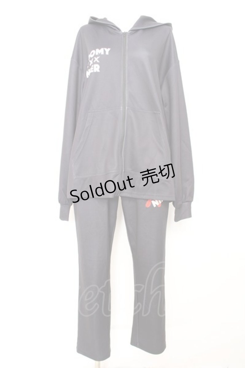 画像1: NieR Clothing / グル~ミ~×NIERコラボデザインSET-UP F 黒 Y-26-09-13-030-PU-JA-SZ-ZS (1)