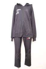 画像1: NieR Clothing / グル~ミ~×NIERコラボデザインSET-UP F 黒 Y-26-09-13-030-PU-JA-SZ-ZY (1)