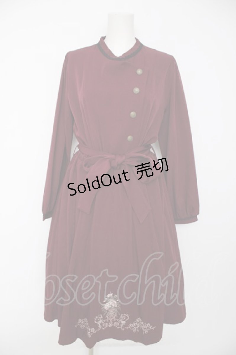 画像1: axes femme / フラワー刺繍連釦ワンピース F ワイン Y-26-09-14-084-AX-OP-SZ-ZY (1)