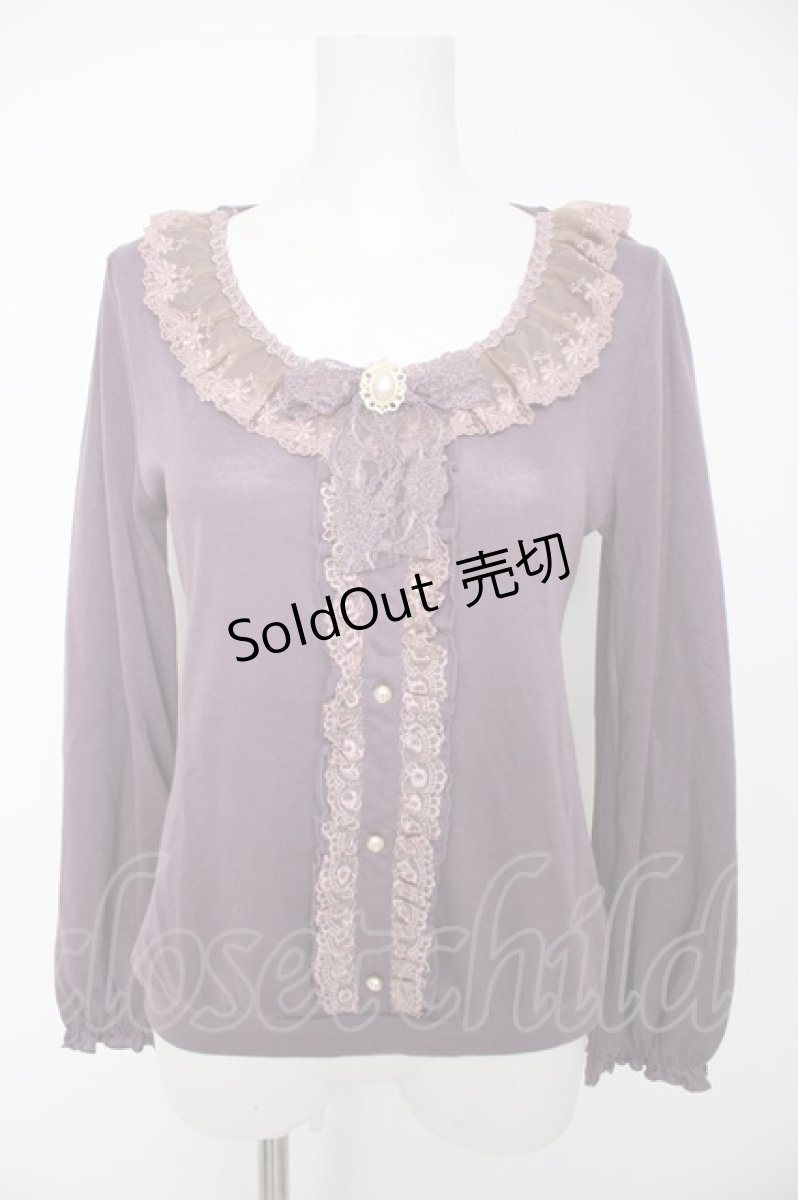 画像1: axes femme / ブローチ付きブラウス風プルオーバー M パープル Y-26-09-14-027-AX-TO-SZ-ZY (1)