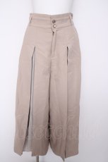 画像1: axes femme / スリットプリーツパンツ M ベージュ Y-26-09-16-124-AX-PA-SZ-ZY (1)