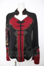 画像1: Ozz oneste / 彼岸花刀刺繍チャイナトップス  黒 Y-26-09-22-075-OO-TO-SZ-ZY (1)