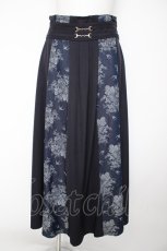 画像1: axes femme / 燕×薔薇柄パッチワークスカート F 紺 Y-26-09-25-058-AX-SK-SZ-ZY (1)