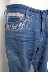画像3: axes femme / 花刺繍ボーイフレンドデニムパンツ M インディゴ Y-26-09-26-036-AX-PA-SZ-ZY (3)