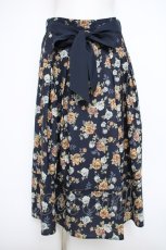 画像1: axes femme / ローズプリントフレアースカート M 紺 Y-26-09-26-043-AX-SK-SZ-ZY (1)