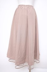 画像2: axes femme / フロントジップイレヘムスカート F ベージュ Y-26-09-26-066-AX-TO-SZ-ZY (2)