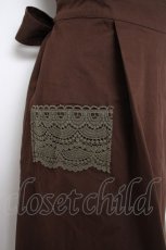 画像5: Maison de FLEUR Petite Robe canone  / ベリーを浮かべるジャンパースカート M ブラウン Y-26-09-28-045-LO-OP-SZ-ZY (5)