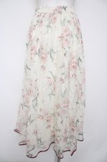 画像2: axes femme / フラワー柄レーシーロングスカート  生成り Y-26-10-03-063-AX-SK-SZ-ZY (2)