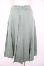 画像2: axes femme POETIQUE / ビット付プリーツロングスカート M グリーン Y-26-10-04-219-AX-SK-SZ-ZY (2)