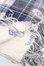 画像2: axes femme / バラ×鍵柄ストール  茶 Y-26-10-04-024-AX-ZA-SZ-ZY (2)