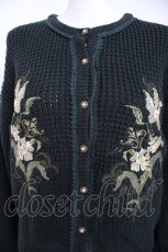 画像3: axes femme / アールヌーヴォー刺繍カーデ  グリーン Y-26-10-09-051-AX-TO-SZ-ZY (3)