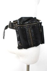 画像2: Ozz Croce / クロス刺繍ベルトバッグ  黒 Y-26-10-09-001-OO-BG-SZ-ZY (2)