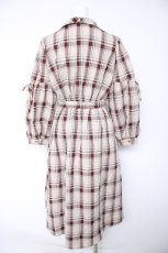 画像2: axes femme /カシュクール襟ワンピース M ベージュ Y-26-10-09-093-AX-OP-SZ-ZY (2)