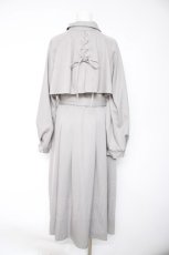 画像2: axes femme / 後レースアップトレンチコート F グレー Y-26-10-09-118-AX-CO-SZ-ZY (2)
