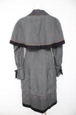 画像2: axes femme POETIQUE / ケープ付きトレンチコート  グレー Y-26-10-09-119-AX-CO-SZ-ZY (2)
