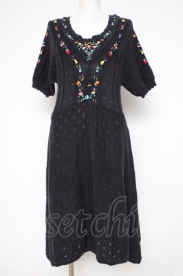 Preview of フルーツ刺繍ニットワンピース M 紺