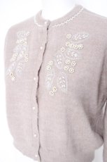 画像2: an another angelus / ビーズxビジュー刺繍ニットカーディガン  グレー Y-26-10-12-043-CA-TO-SZ-ZY (2)